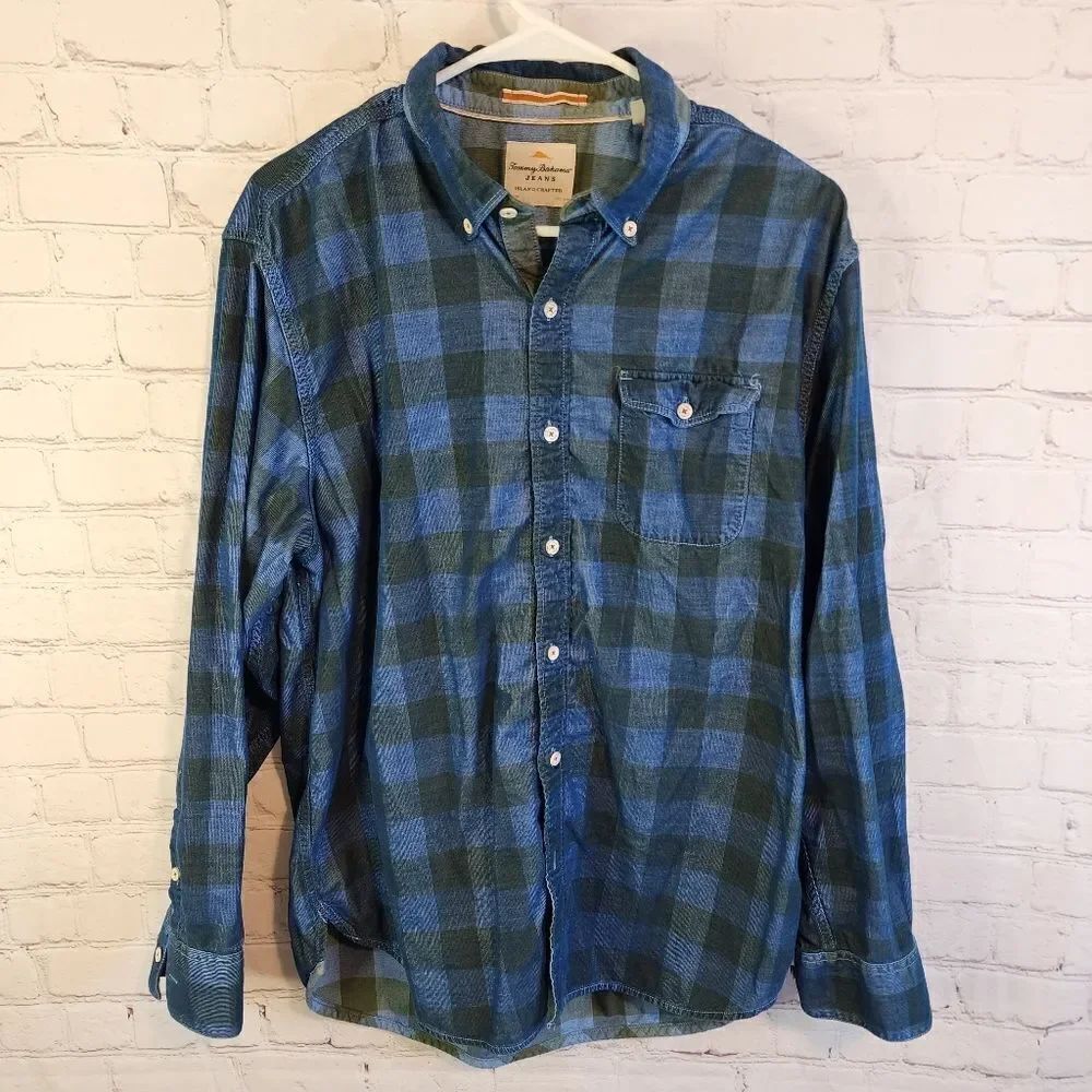 Men's Tommy Bahama Jeans longsleeve shirt, size Large